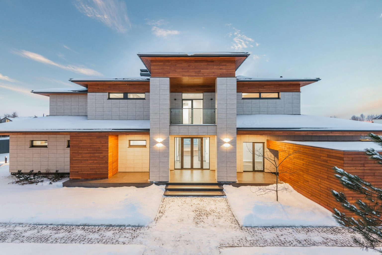 Enhancing Your Home’s Efficiency with Modern Window and Door Replacements