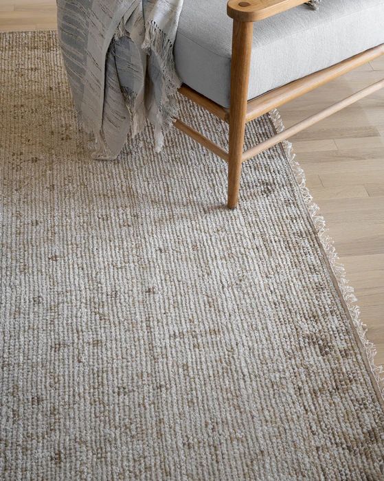 Choosing Hand Knotted Rugs Based on Room Usage